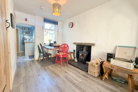 2 bedroom terraced house for sale, Victoria Street, Abergavenny NP7