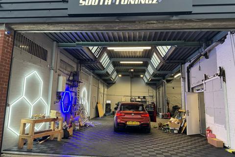 Industrial unit for sale, Fircroft Way, Edenbridge, Kent, tn8