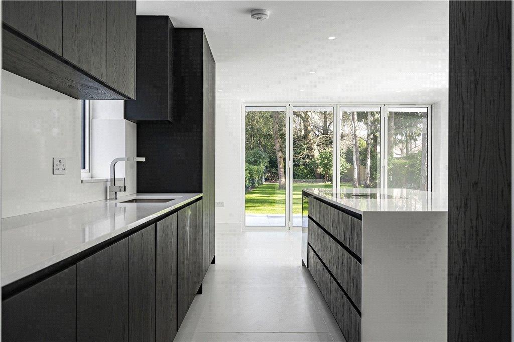 Reception/Kitchen