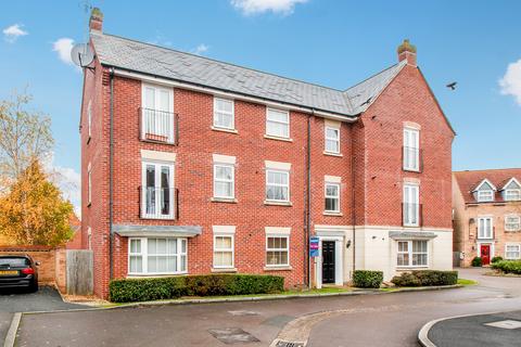 2 bedroom apartment to rent, Stackpole Crescent, Swindon SN25