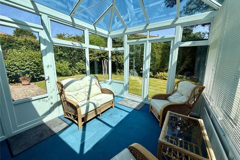 9 Belmore Road, Lymington, SO41 3NU