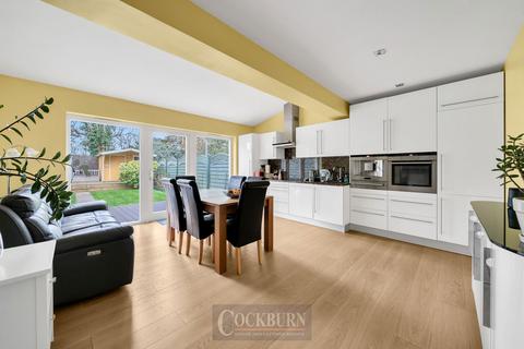24 Charminster Road, London, SE9 4BT