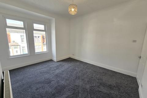 2 bedroom terraced house to rent, Wharncliffe Street, Hull, Yorkshire, HU5