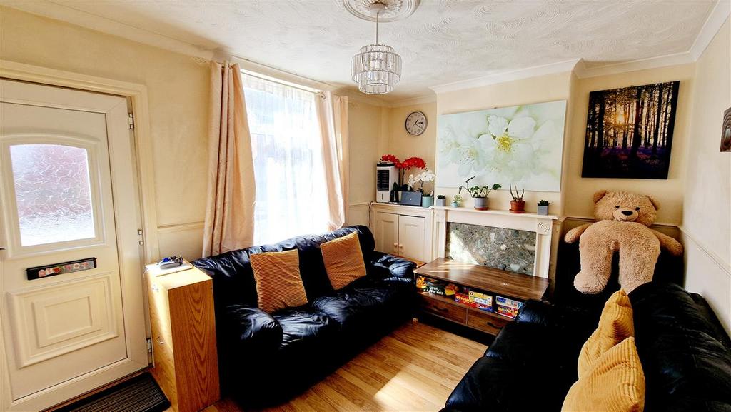Reception Room alt