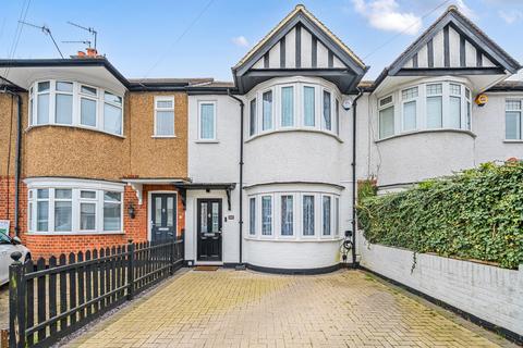 44 Manningtree Road, Ruislip, HA4 0ES