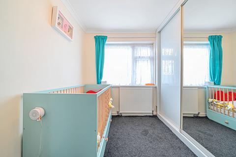 44 Manningtree Road, Ruislip, HA4 0ES
