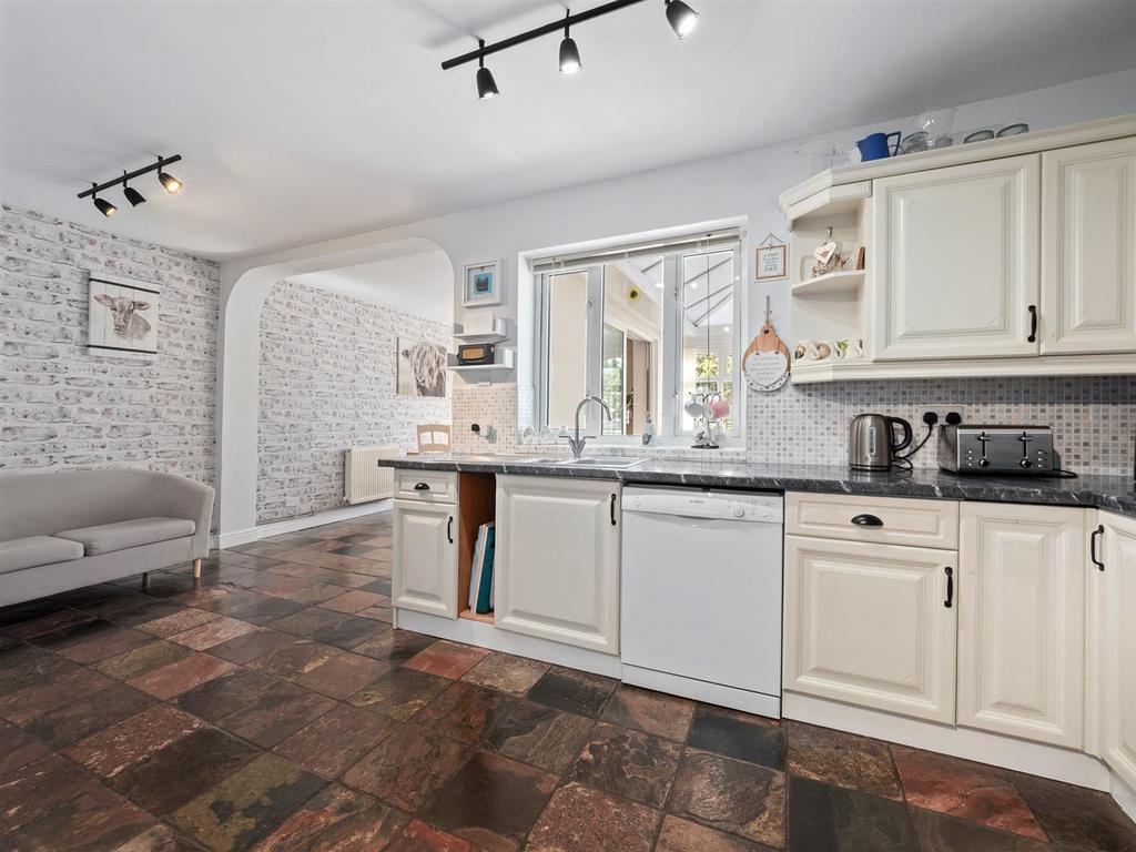 79 Aston Cantlow Rd-29.jpg