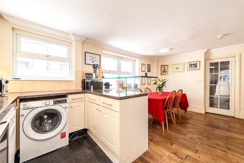 5 Royal Pier Road, Gravesend, DA12 2BD