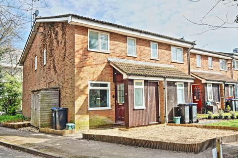 1 bedroom terraced house to rent, Woking GU22