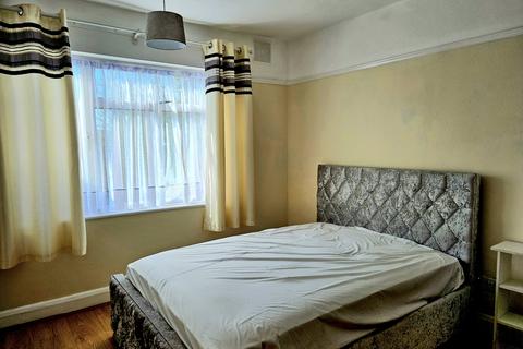 1 bedroom maisonette to rent, Wembley, HA0