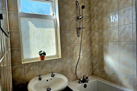 1 bedroom maisonette to rent, Wembley, HA0