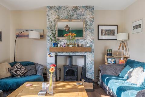 8 Gloucester Road, Guildford, GU2 9TG