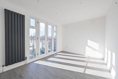 undefined, Lukin Crescent, Chingford, London, E4