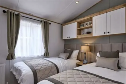 2 bedroom lodge for sale, Seaton Road Angus