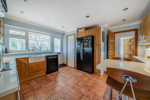 5 Birch End, West Chiltington, Pulborough, RH20 2QF