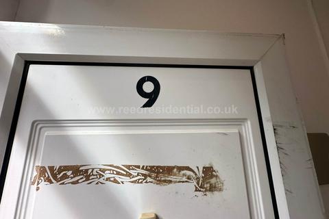 6 bedroom house for sale, Frederick Grove, Lenton