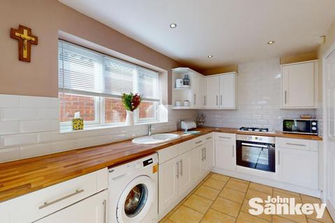 2 bedroom detached bungalow for sale, Westdale Road, Mansfield, NG19