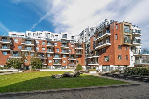 3 bedroom apartment for sale, Green Lane, Edgware, Middlesex