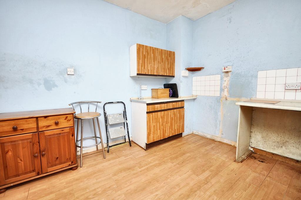 Dining kitchen