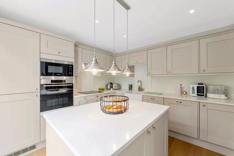 244 Croydon Road, Caterham, CR3 6QG