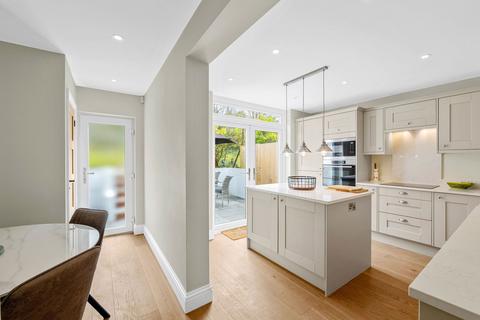 244 Croydon Road, Caterham, CR3 6QG