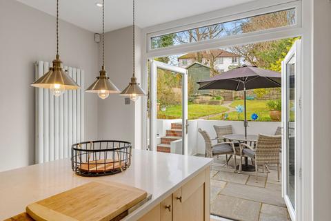 244 Croydon Road, Caterham, CR3 6QG
