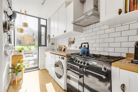 2 bedroom house for sale, Henty Walk, Putney, SW15