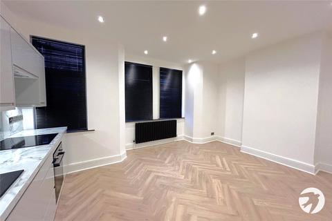 2 bedroom flat for sale, Laleham Road, London, SE6