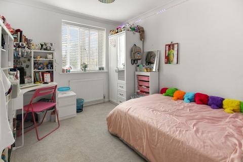 57 Ollerton, Bracknell, RG12 7RA