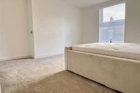715 Ashton Road, Oldham, OL8 2RG