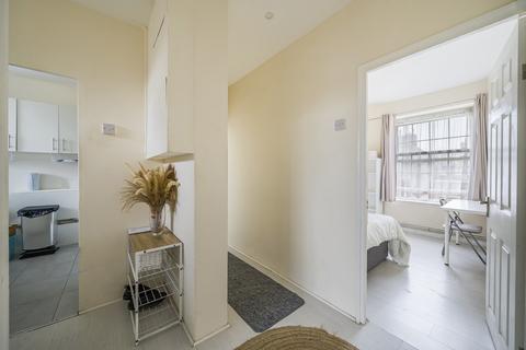 3 bedroom apartment for sale, Stephenson House, Bath Terrace