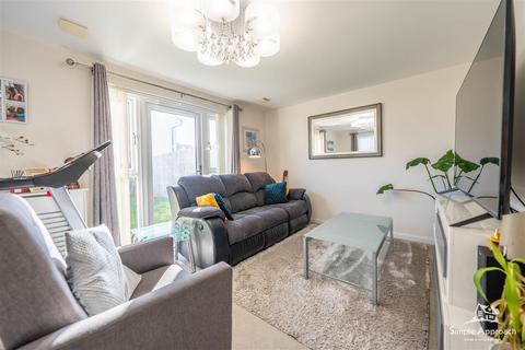 15 Auld Mart Road, Huntingtower, Perth, PH1 3HD