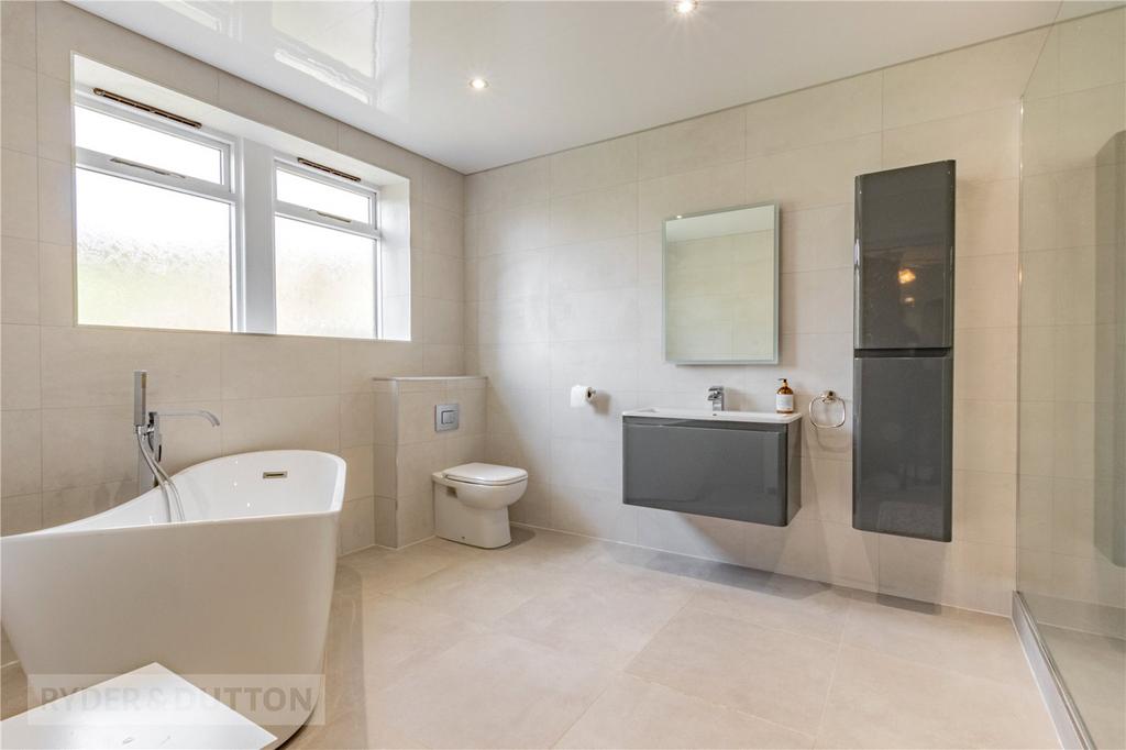 Ensuite Bathoom