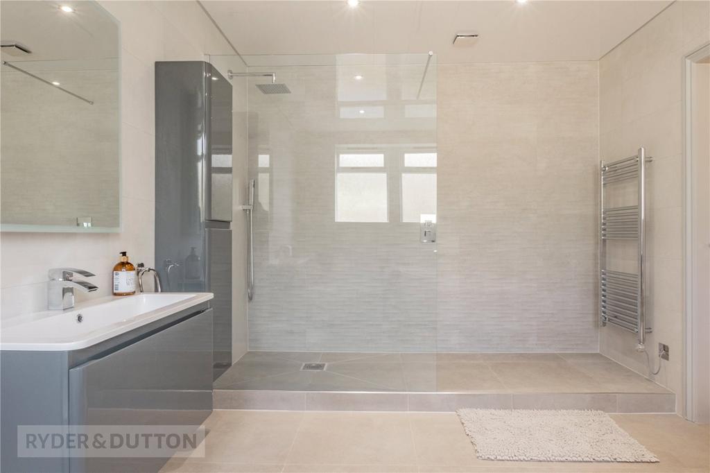 Ensuite Bathroom
