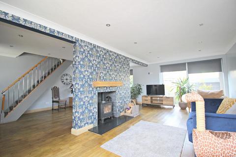 4 bedroom semi-detached house for sale, Heathmeads, Pelton, Chester Le Street