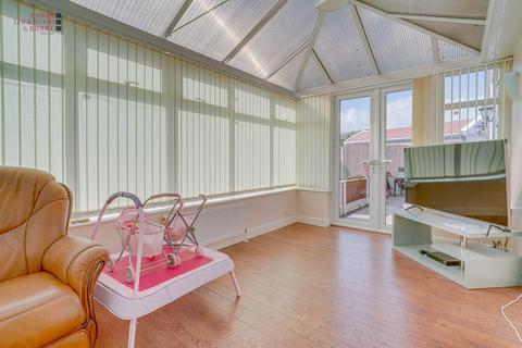 4 bedroom detached house for sale, Holyrood Rise, Bramley, Rotherham