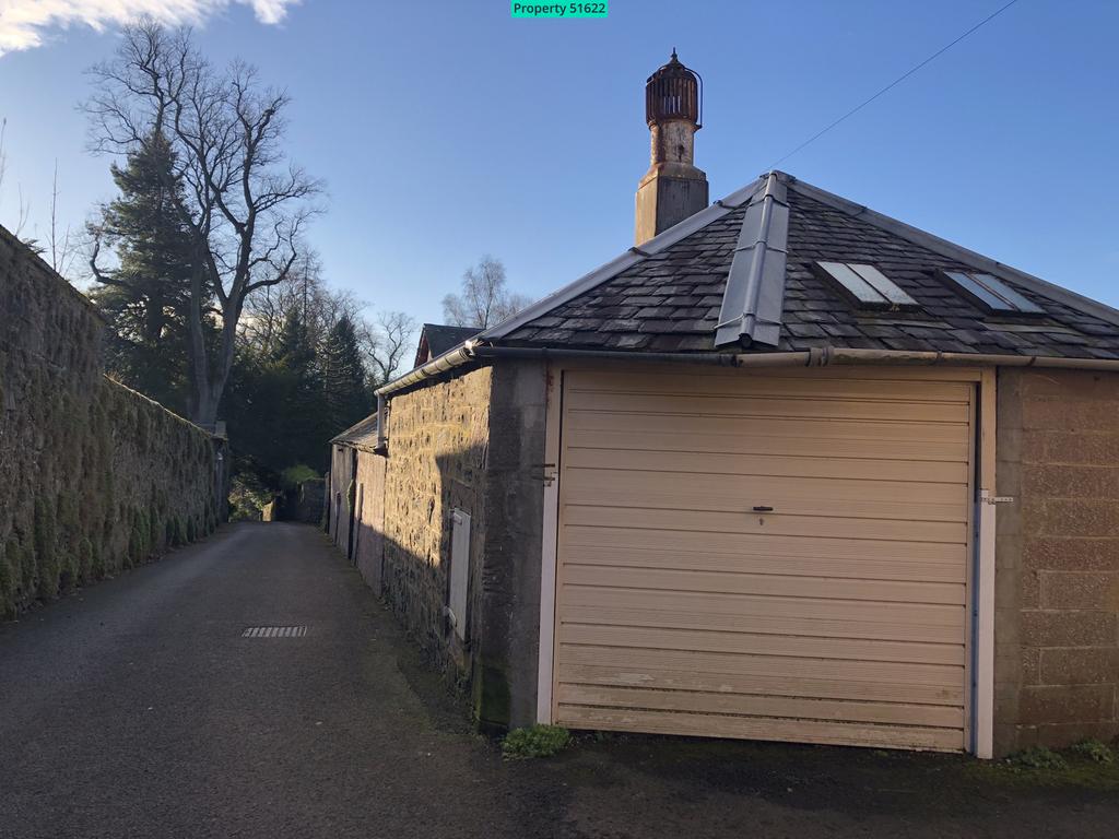 Single car garage