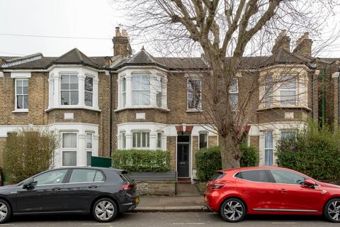 82 Twickenham Road, London, E11 4BW