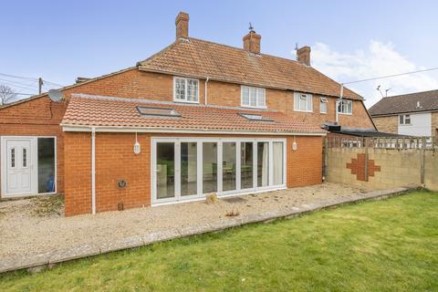 5 bedroom semi-detached house for sale, Bradenstroke, Bradenstoke, Chippenham, SN15