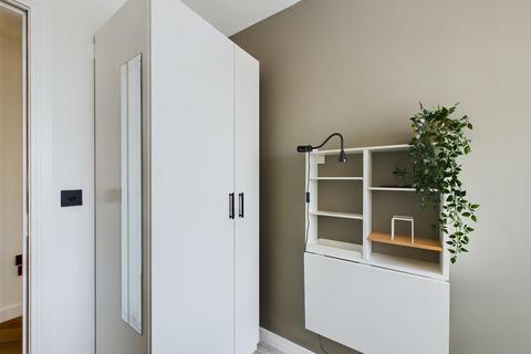 undefined, Gloucester Road, Bristol BS34