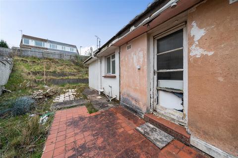 68 Broadmead, Killay, Swansea, SA2 7EJ