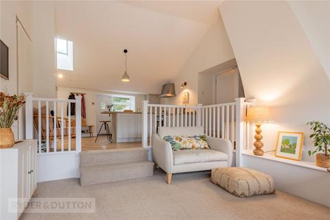 17 Chancery Lane, Dobcross, Oldham, OL3 5AE