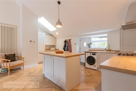 17 Chancery Lane, Dobcross, Oldham, OL3 5AE