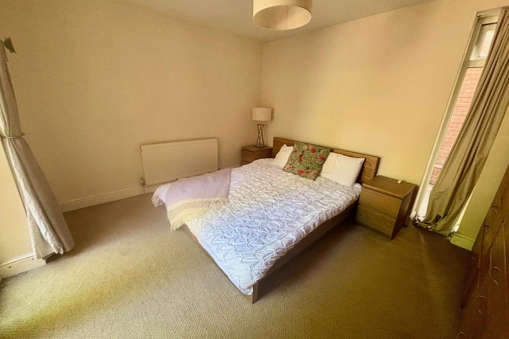 Bed 1