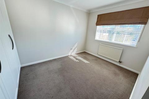 65 Alexandra Road, Rayleigh, SS6 8HT