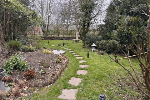 3 bedroom detached bungalow for sale, Talley Road, Llandeilo