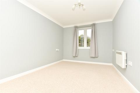 1 bedroom flat for sale, Prices Lane, Reigate, Surrey