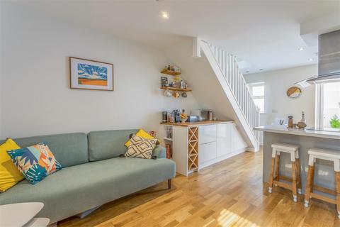 3 bedroom terraced house for sale, St. Pauls Street, Brighton