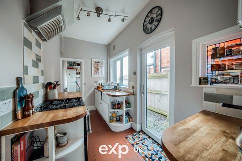 2 bedroom terraced house for sale, Victoria Road, Birmingham B30