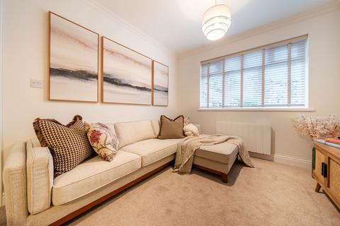 2 bedroom terraced bungalow for sale, 17 Elleray Gardens, Windermere